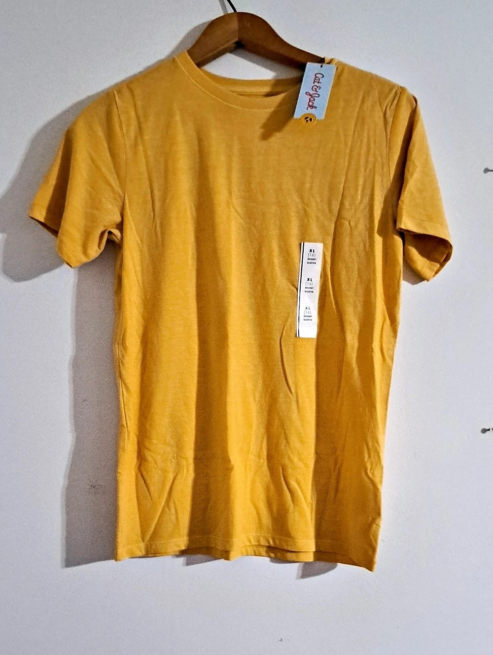 Cat & Jack Short Sleeve Tee in Yellow Size XL (16) NWT